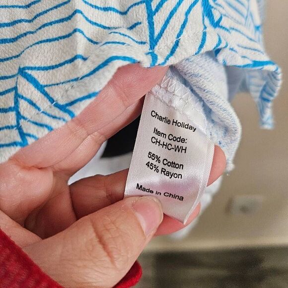 Charlie Holiday The Coco Cover-up - Picture 6 of 9